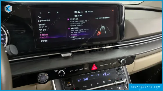 KIA CARNIVAL 9-SEATER PRESTIGE