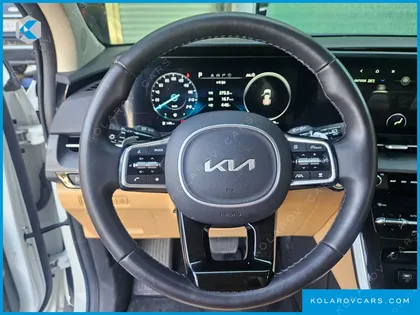 KIA CARNIVAL 7-SEATER NOBLESSE