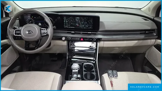 KIA CARNIVAL GASOLINE 7-SEATER SIGNATURE