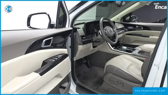 KIA CARNIVAL GASOLINE 7-SEATER SIGNATURE