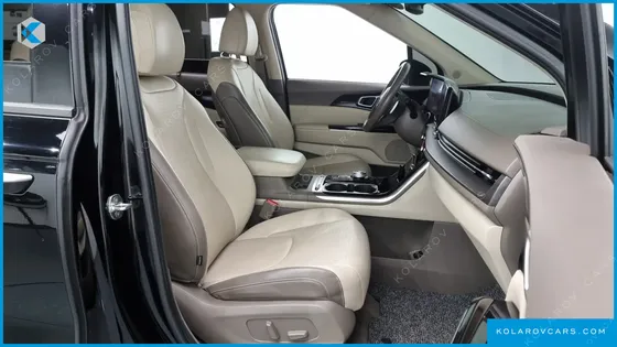 KIA CARNIVAL 7-SEATER SIGNATURE
