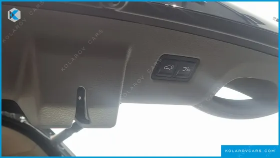 KIA CARNIVAL 7-SEATER SIGNATURE