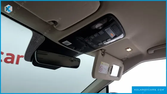 KIA CARNIVAL 7-SEATER SIGNATURE