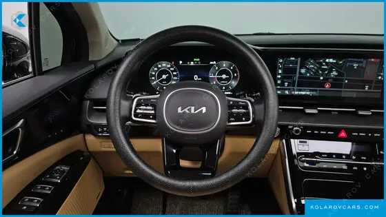 KIA CARNIVAL 7-SEATER SIGNATURE