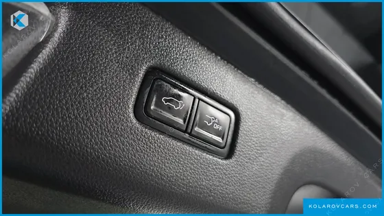 KIA CARNIVAL 7-SEATER SIGNATURE