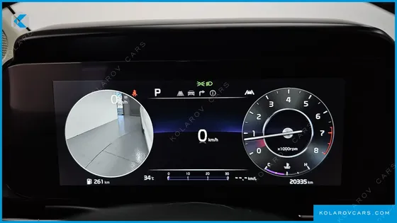 KIA CARNIVAL GASOLINE 9-SEATER SIGNATURE