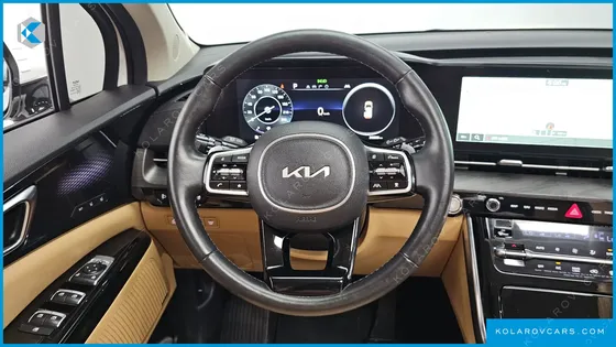 KIA CARNIVAL GASOLINE 9-SEATER SIGNATURE