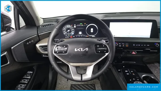 KIA K8 2.5 GASOLINE 2WD