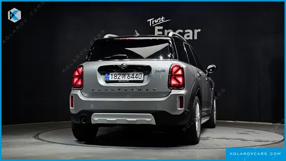 MINI COUNTRYMAN CLASSIC PLUS LAUNCH PACK