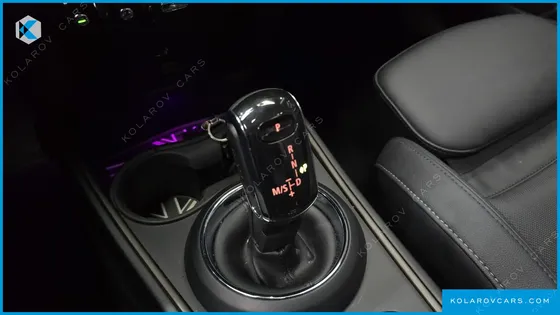 MINI COUNTRYMAN CLASSIC PLUS LAUNCH PACK