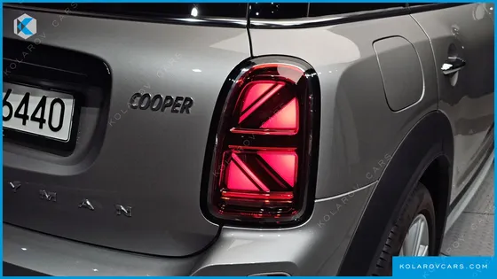 MINI COUNTRYMAN CLASSIC PLUS LAUNCH PACK