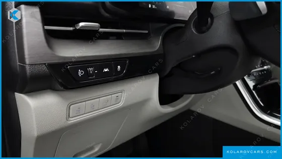 KIA CARNIVAL GASOLINE 7-SEATER SIGNATURE