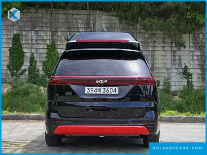 KIA CARNIVAL 9-SEATER HI-LIMOUSINE