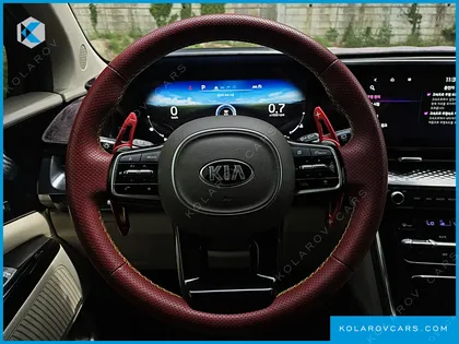 KIA CARNIVAL 9-SEATER HI-LIMOUSINE