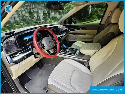 KIA CARNIVAL 9-SEATER HI-LIMOUSINE
