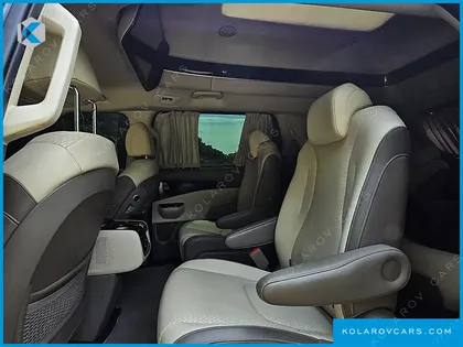 KIA CARNIVAL 9-SEATER HI-LIMOUSINE