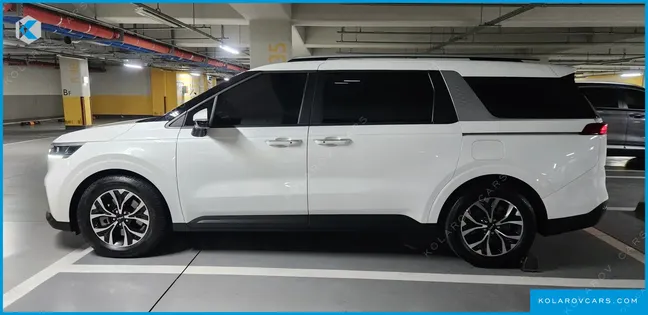 KIA CARNIVAL 9-SEATER PRESTIGE
