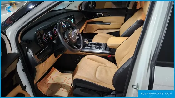 KIA CARNIVAL 9-SEATER PRESTIGE