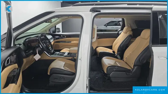 KIA CARNIVAL 9-SEATER SIGNATURE