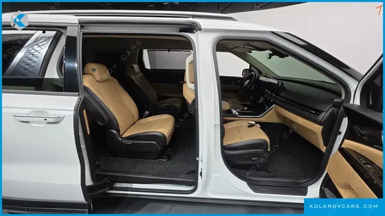 KIA CARNIVAL 9-SEATER SIGNATURE