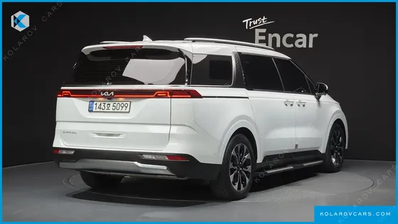 KIA CARNIVAL 9-SEATER NOBLESSE