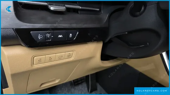 KIA CARNIVAL 9-SEATER NOBLESSE