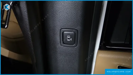 KIA CARNIVAL 9-SEATER NOBLESSE