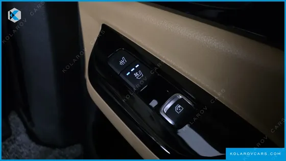KIA CARNIVAL 9-SEATER NOBLESSE