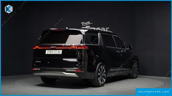 KIA CARNIVAL 9-SEATER SIGNATURE