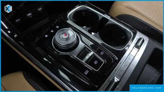KIA CARNIVAL 9-SEATER SIGNATURE