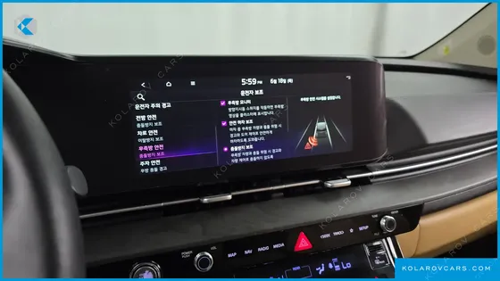 KIA CARNIVAL 9-SEATER SIGNATURE