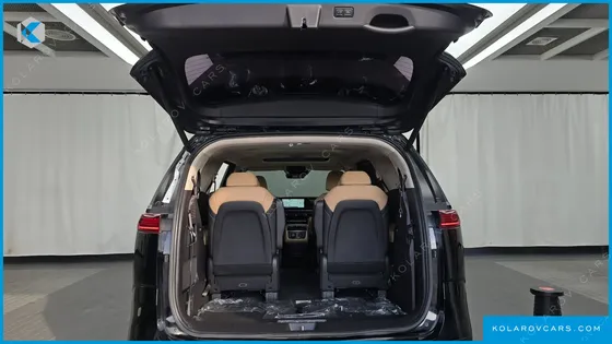 KIA CARNIVAL 9-SEATER SIGNATURE