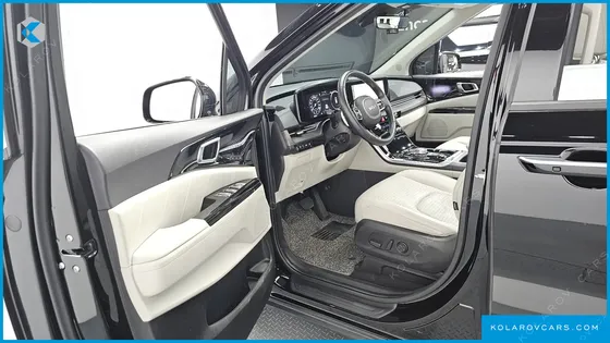 KIA CARNIVAL 9-SEATER SIGNATURE