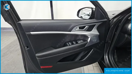 GENESIS G70 GASOLINE 2.5T 4WD