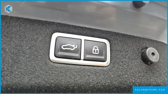 GENESIS G70 GASOLINE 2.5T 4WD