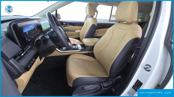KIA CARNIVAL 9-SEATER PRESTIGE