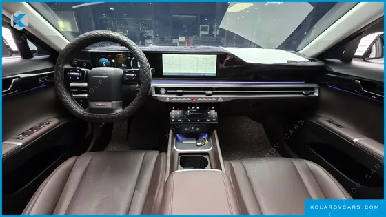 HYUNDAI GRANDEUR 2,5 GASOLINE 2WD