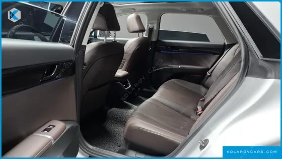 HYUNDAI GRANDEUR 2,5 GASOLINE 2WD