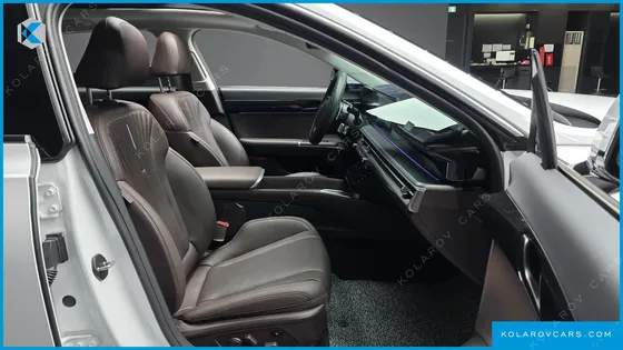 HYUNDAI GRANDEUR 2,5 GASOLINE 2WD