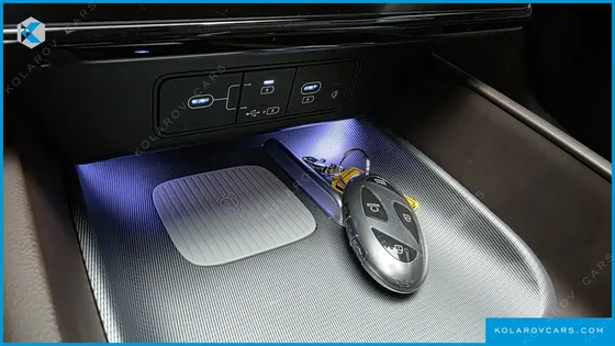 HYUNDAI GRANDEUR 2,5 GASOLINE 2WD