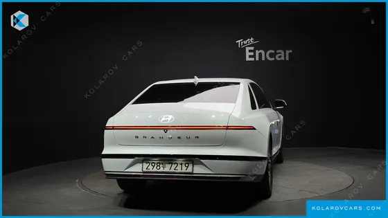 HYUNDAI GRANDEUR 2,5 GASOLINE 2WD