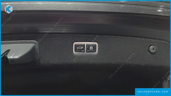 GENESIS G90 GASOLINE 3.5 TURBO AWD