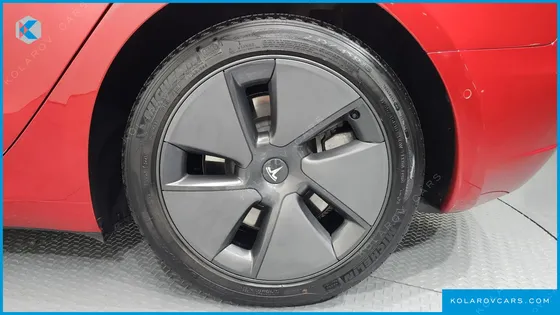 TESLA MODEL 3 LONG RANGE AWD