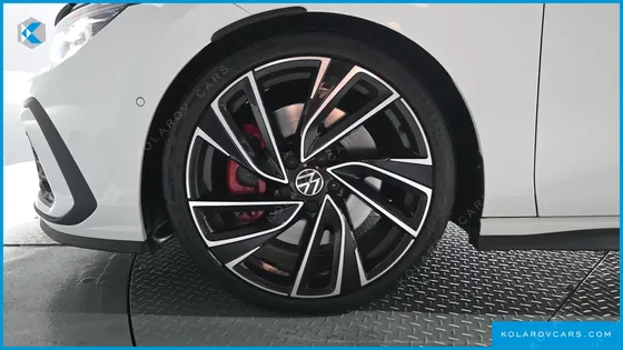 VOLKSWAGEN GOLF 2.0 GTI