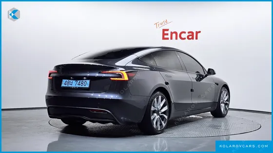 TESLA MODEL 3 RWD