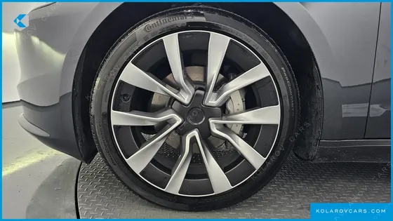 TESLA MODEL 3 RWD