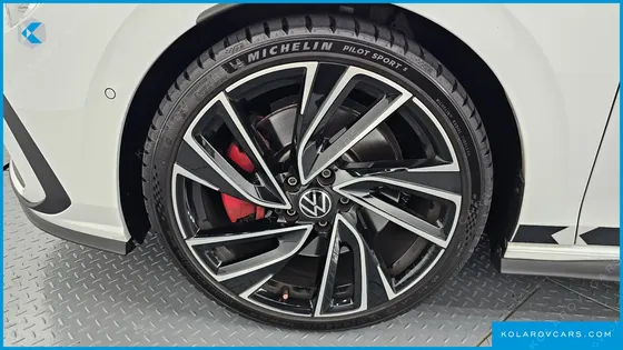 VOLKSWAGEN GOLF 2.0 GTI