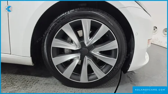 TESLA MODEL 3 LONG RANGE AWD