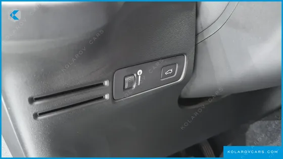 VOLVO XC40 T4 MOMENTUM