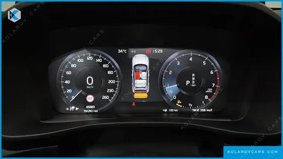 VOLVO XC40 T4 MOMENTUM